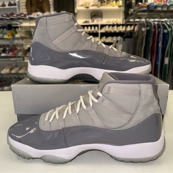 Jordan 11 Retro Cool Grey - Picture 2 of 6